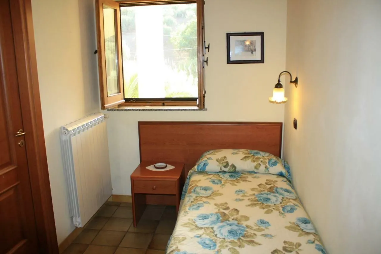 Bed & Breakfast Villa Calagioli Castelbuono